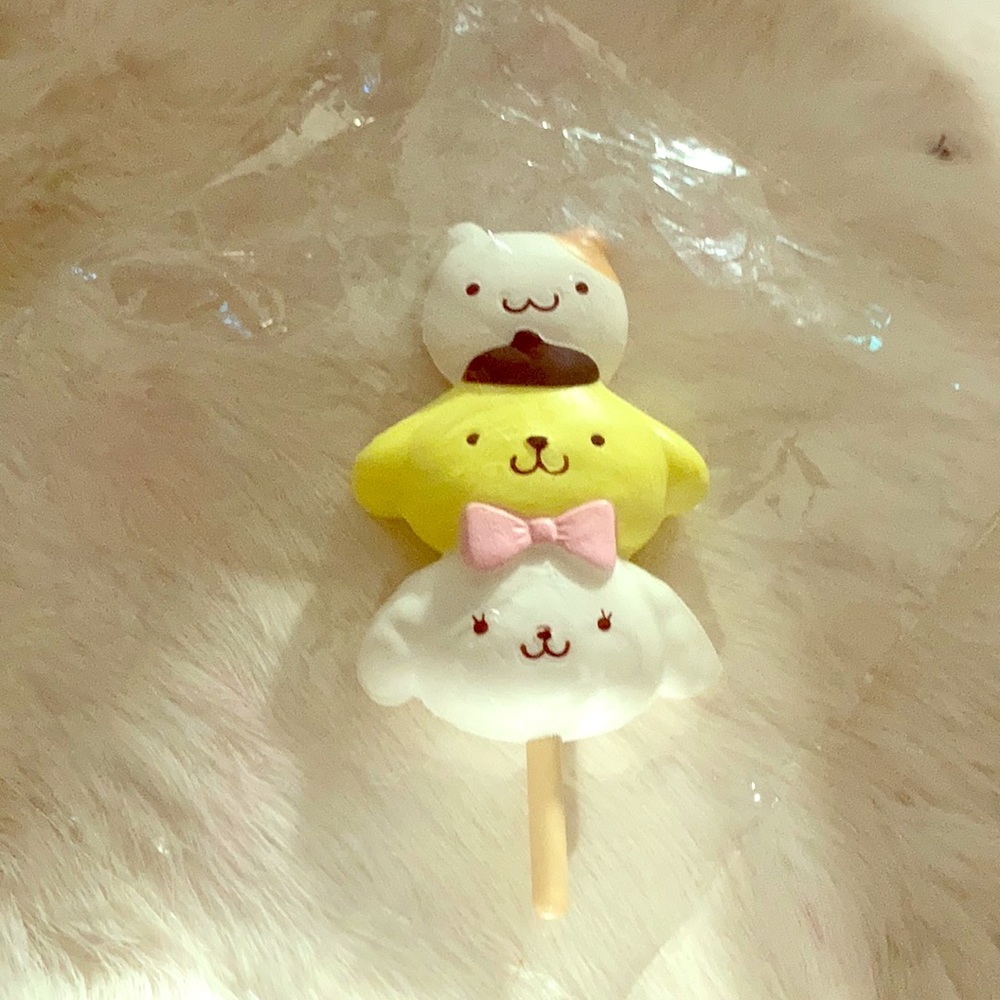 Sanrio dango pup squishy